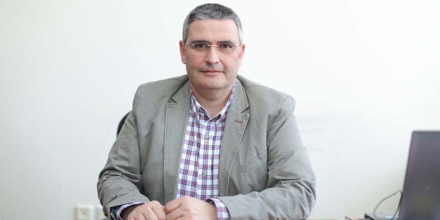 Доц. Марин Атанасов, началник на Клиниката по очни болести към УМБАЛ „Свети Георги“