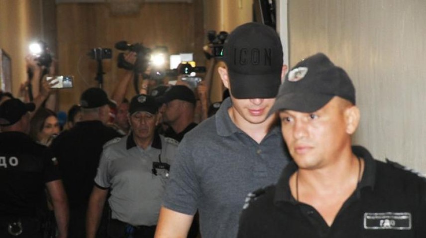 Оставиха в ареста Никола Бургазлиев, помел с АТВ пешеходци в „Слънчев бряг“ / снимка: Дарик