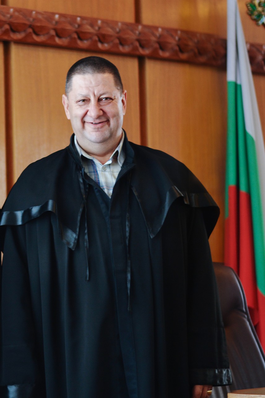 Почина съдия Васил Гатов