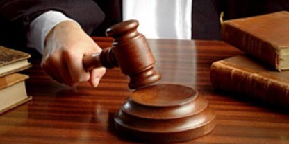 Съдът остави в ареста 14-годишното момче, обвинено в убийството на майка си