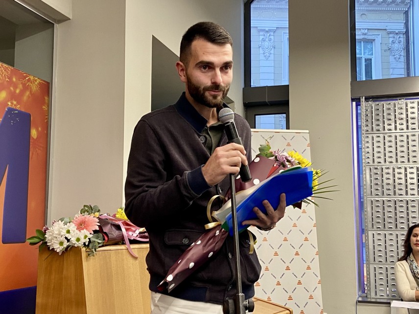 Марио Савчев е носителят на Голямата награда от XVI Национален конкурс за поезия „Добромир Тонев"