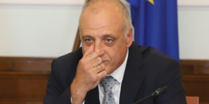 Генерал-майор Емил Тонев е готов да подаде оставка като шеф на НСО